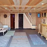 公寓 Summerhouse Only Few M From The Sea, With Sauna!