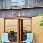 Korter Summerhouse Only Few M From The Sea, With Sauna! Kasmu
