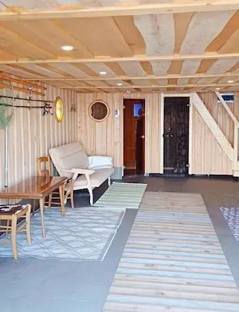 Apartment Summerhouse Only Few M From The Sea, With Sauna! Kasmu